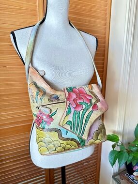 MAGNIFIQUE  SHOULDER BAG Vintage 1980s Hand~Painted Asymmetrical